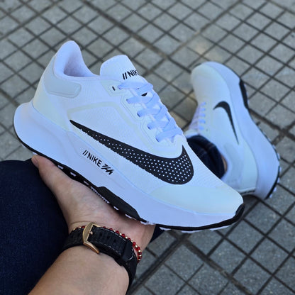 NIKE ZOOM FLY