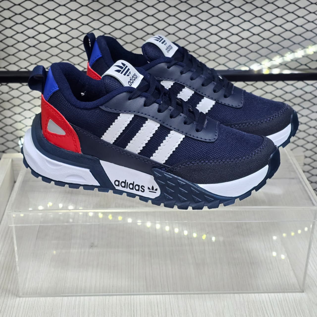 TENIS VANGUARDISTA