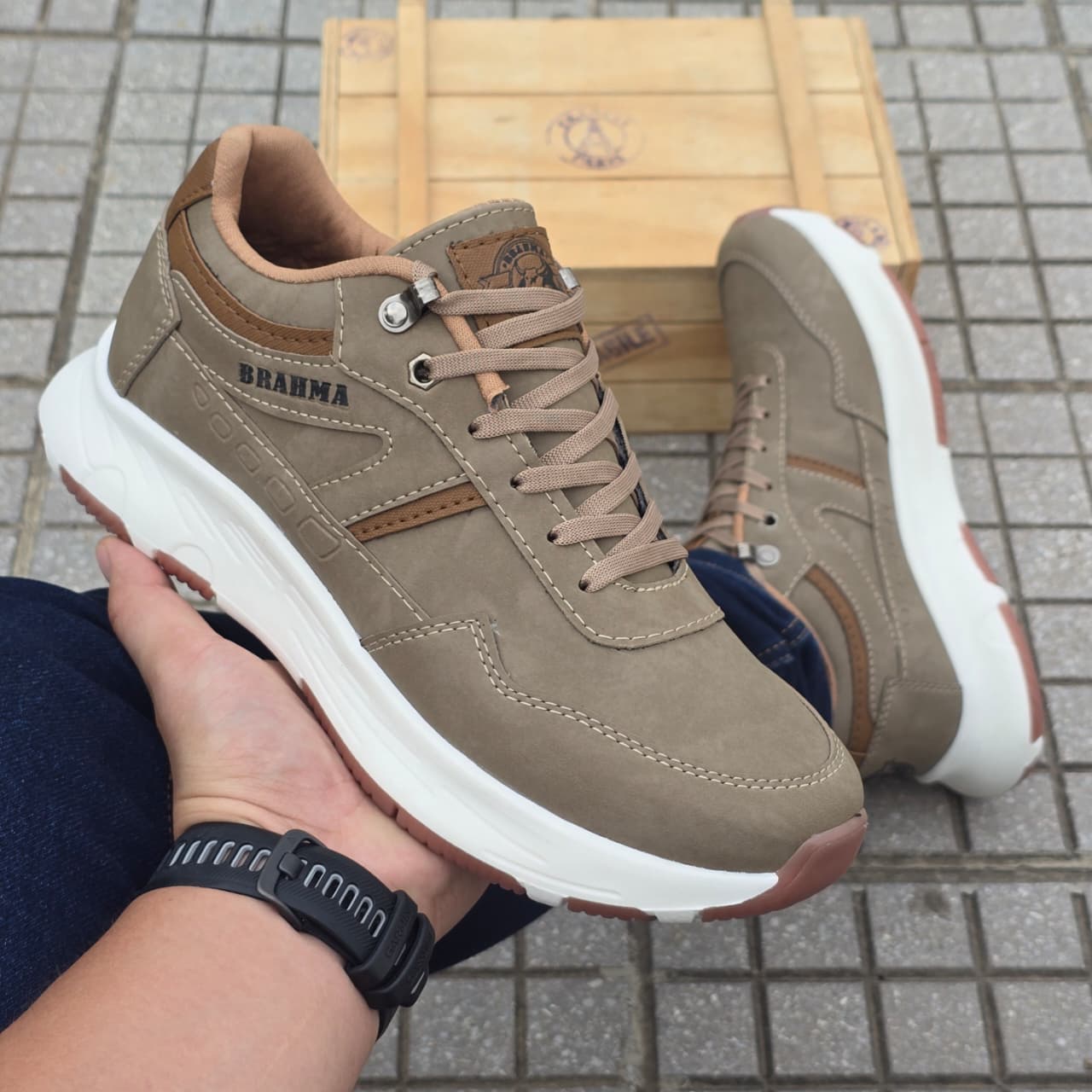 CASUAL BRAHMA